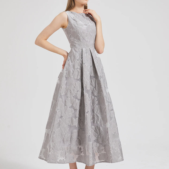 Women New Fashion Organza Flower Embroidery Elegant Long Dress Sleeveless perfect dress for Prom