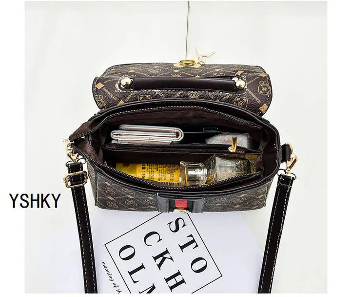 Effortless Style, Everyday Elegance
This fashionable women’s shoulder bag doubles as a chic crossbody. Perfect for daily wear, combining luxury vibes with practical space and modern design. 👜✨