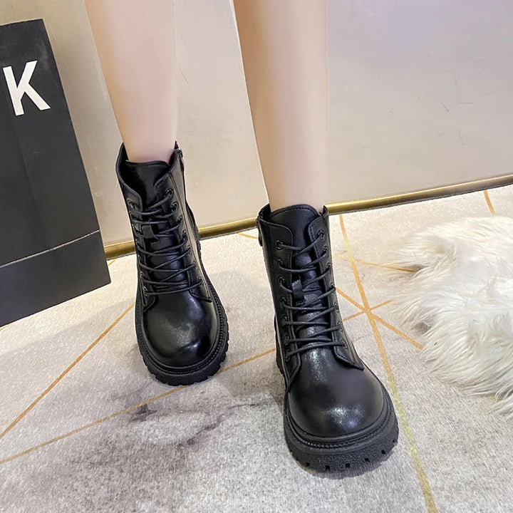 Women 2024 Autumn New Tooling Boots Lady Anti Slip Waterproof Lace Up Short Boots Students Casual Thick Heel Knight Boots