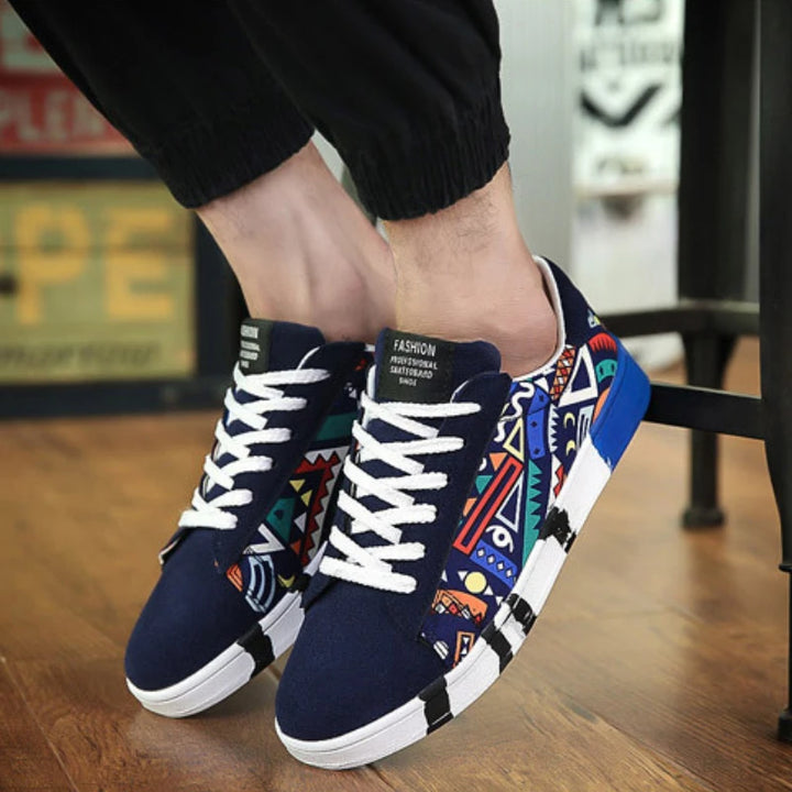 Men's Sneakers Graffiti Canvas Shoes Fashion Black Casual Shoes Lace-up Vulcanized Shoe Designer Flat Men Shoes Tenis Masculino