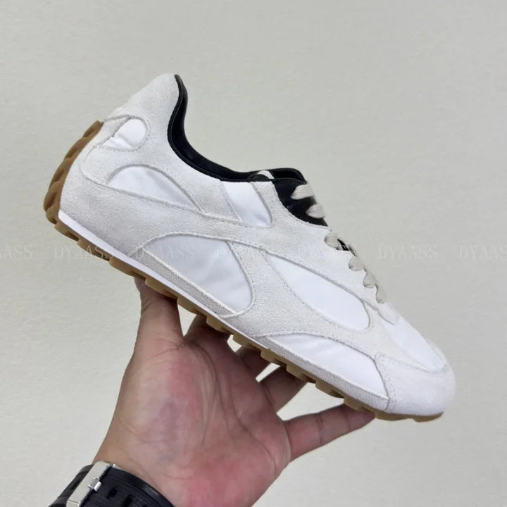 Designer Women Sneakers Casual Shoes Women Men Lace Up Round Toe Flats Non Slip Comfort Concise  Mixed Color Walking Shoes