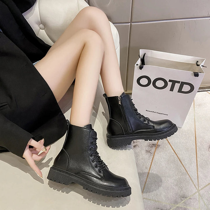 Women 2024 Autumn New Tooling Boots Lady Anti Slip Waterproof Lace Up Short Boots Students Casual Thick Heel Knight Boots
