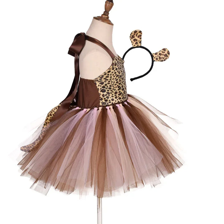Wild and Wonderful!
Cute animal prints and a fluffy tutu make this costume perfect for Halloween, birthdays, or school plays. Soft, comfy, and full of forest fun!
🦓 Includes: Animal print tutu dress
🎉 Occasions: Halloween, birthdays, themed parties.