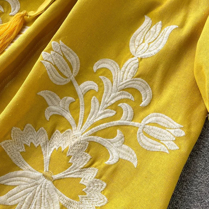 New Spring Autumn Embroidered Dress V-neck Tie Split Retro Indie Folk Style Holiday Beach Long Dress.