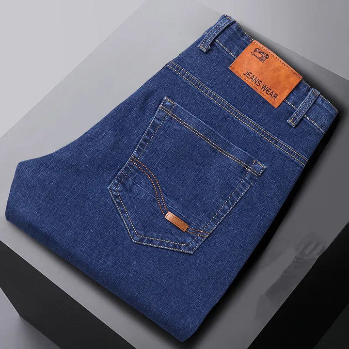 👖 Style That Moves With You
🔵 Men’s Stretch Slim-Fit Jeans – Sleek, comfortable & made for everyday wear
🖤 Available in classic blue or bold black denim
👌 Fashion-forward fit with flexible comfort
📏 Asian sizes 28–40 – check the chart & upgrade your
