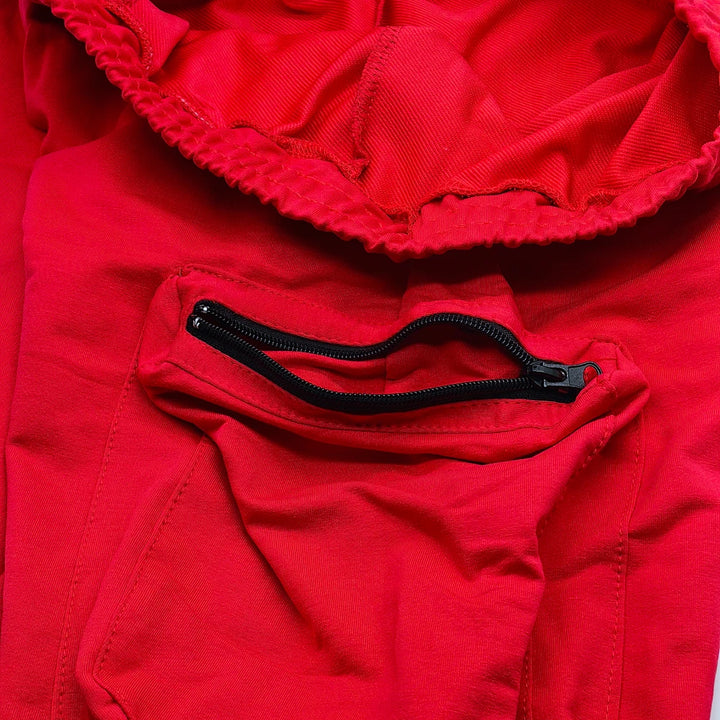 Men’s Summer Cargo Shorts 🟡
Stay cool and active in these breathable cotton shorts. Perfect for workouts, jogging, or casual wear. Features multiple pockets for convenience and style.