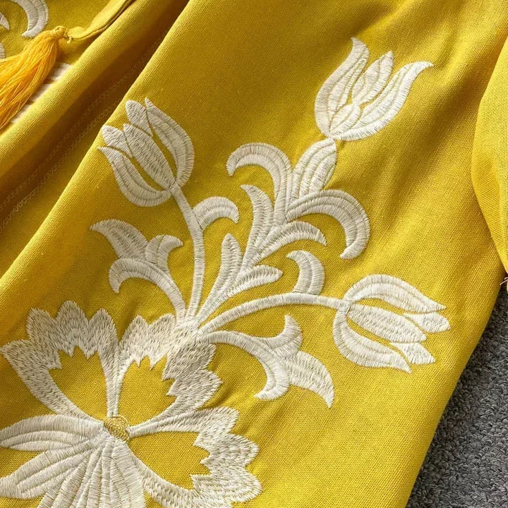 New Spring Autumn Embroidered Dress V-neck Tie Split Retro Indie Folk Style Holiday Beach Long Dress.