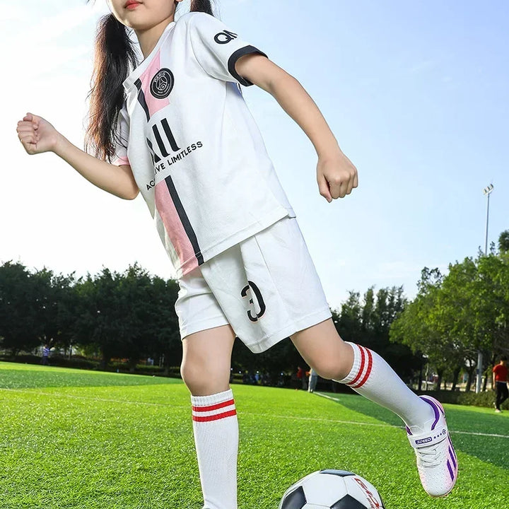 Kids Football Boots Society Cleats Soccer Shoes Boys Indoor Football Field Boots Children Non Slip Fast Training Sneakers Match