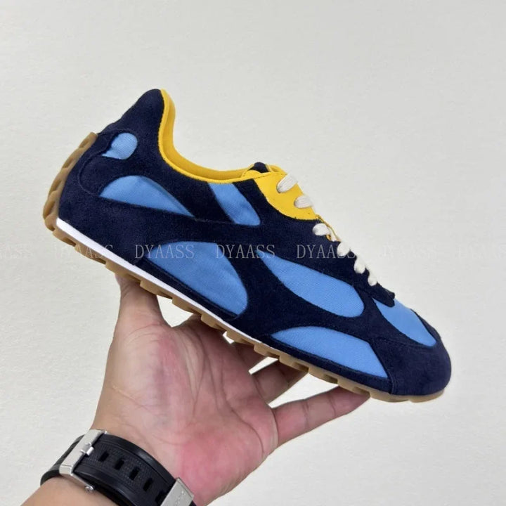 Designer Women Sneakers Casual Shoes Women Men Lace Up Round Toe Flats Non Slip Comfort Concise  Mixed Color Walking Shoes