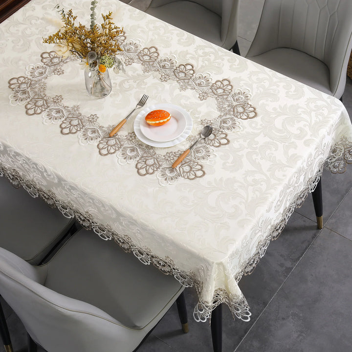 Elegance for Every Occasion
This white floral lace embroidered tablecloth adds a touch of sophistication to any setting. Waterproof, versatile, and perfect for dining tables, weddings, or home décor. ✨🍽️