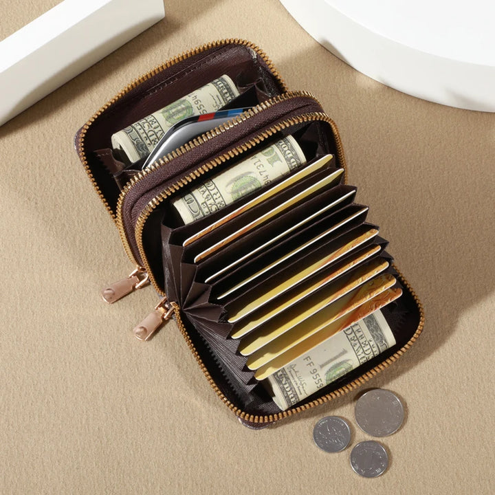 Vintage Style, Modern Function
This chic faux leather wallet features secure zip closure, multiple card slots, and a built-in coin purse. Compact, elegant, and perfect for everyday sophistication. 💼💳✨