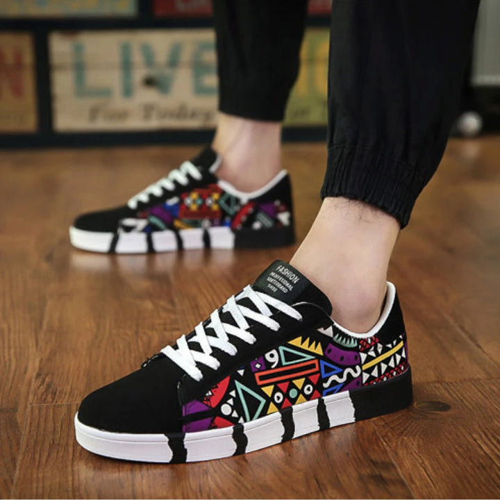 Men's Sneakers Graffiti Canvas Shoes Fashion Black Casual Shoes Lace-up Vulcanized Shoe Designer Flat Men Shoes Tenis Masculino