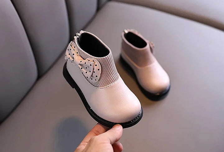 ботинки Kid Shoe Kid Plush Fashion Boots 2023 New Soft Leather Boot Versatile Ankle Boot Soft Soled Girl Boots Kids Cotton Boots