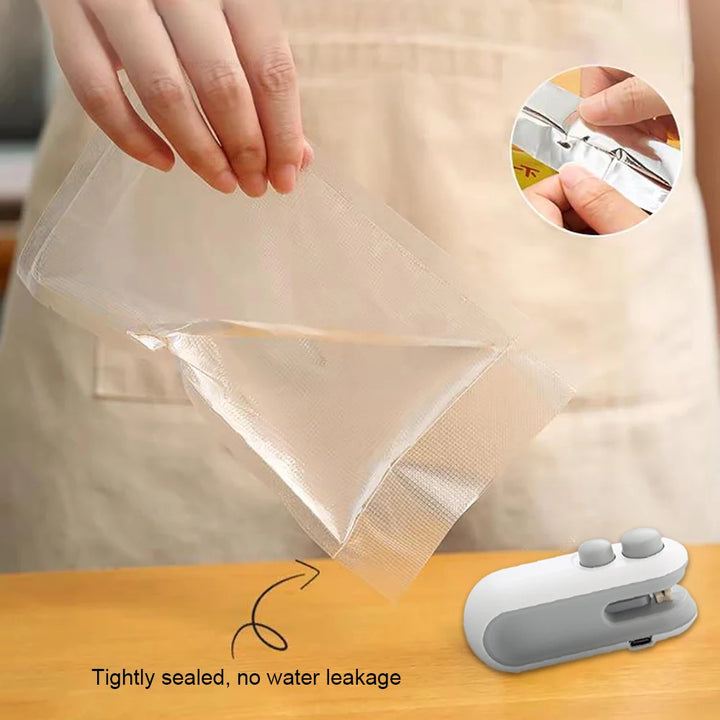 Seal in Freshness in Seconds!
🔥 Mini Handheld Heat Sealer – Reseal plastic bags with ease!