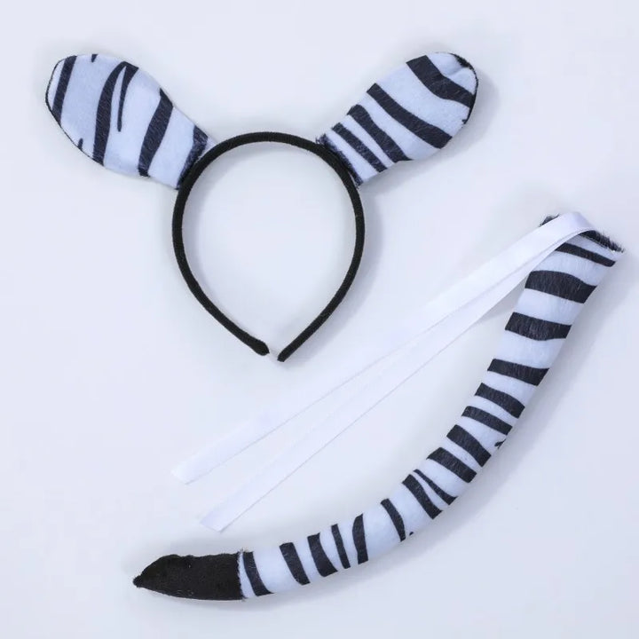 Wild and Wonderful!
Cute animal prints and a fluffy tutu make this costume perfect for Halloween, birthdays, or school plays. Soft, comfy, and full of forest fun!
🦓 Includes: Animal print tutu dress
🎉 Occasions: Halloween, birthdays, themed parties.