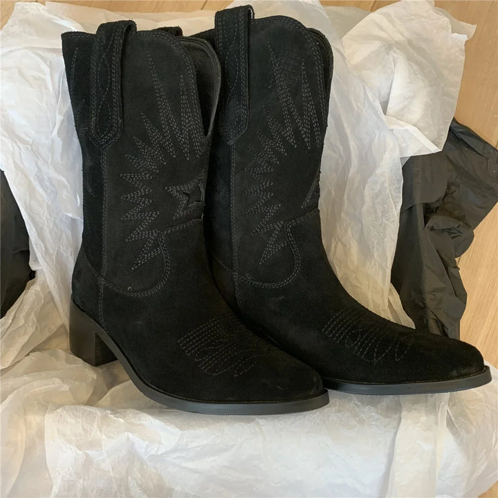 Women Western Boots 2025 Autumn Winter Embroidery Flower Women Ankle Boot Fashion Women Shoes Pointed Toe Cowboy New Retro Botas