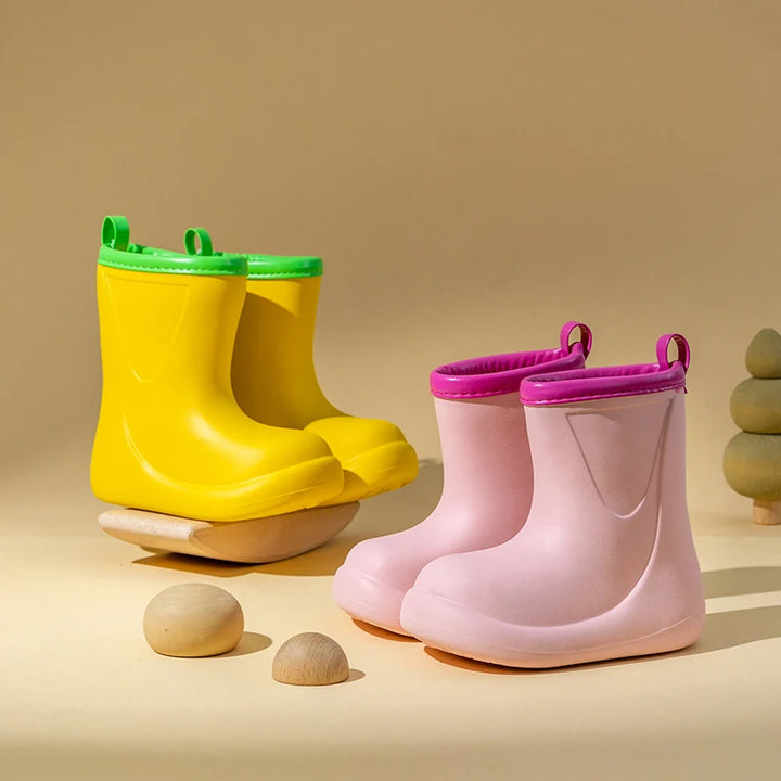 Korean INS Children's Rain Boots Bear Baby Anti-slip Waterproof Light Weight Unisex Kids Shoes Soft Sole Easy to Wear And off