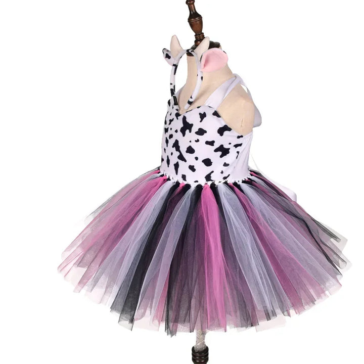 Wild and Wonderful!
Cute animal prints and a fluffy tutu make this costume perfect for Halloween, birthdays, or school plays. Soft, comfy, and full of forest fun!
🦓 Includes: Animal print tutu dress
🎉 Occasions: Halloween, birthdays, themed parties.